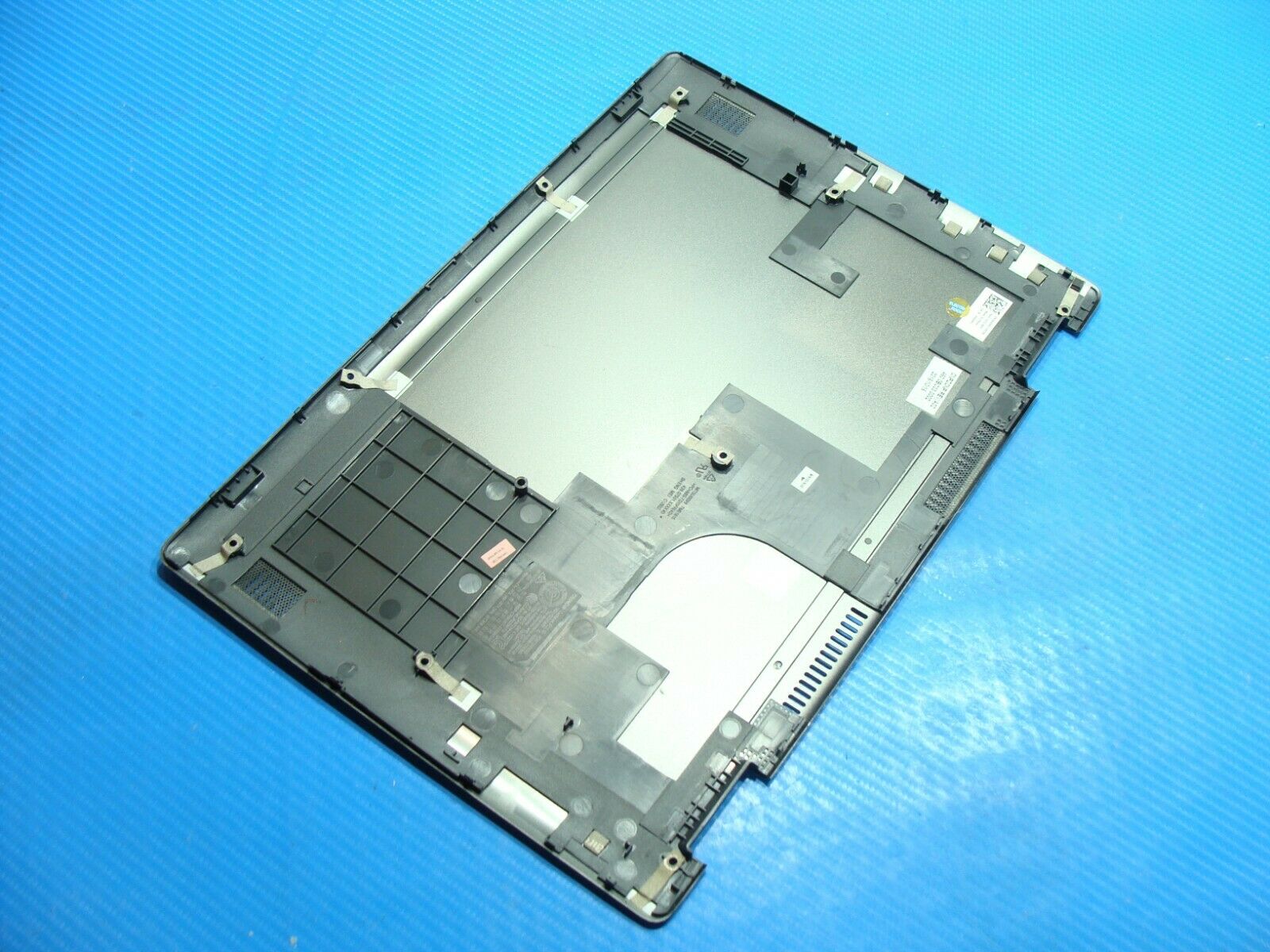 Dell Latitude 13 3379 13.3