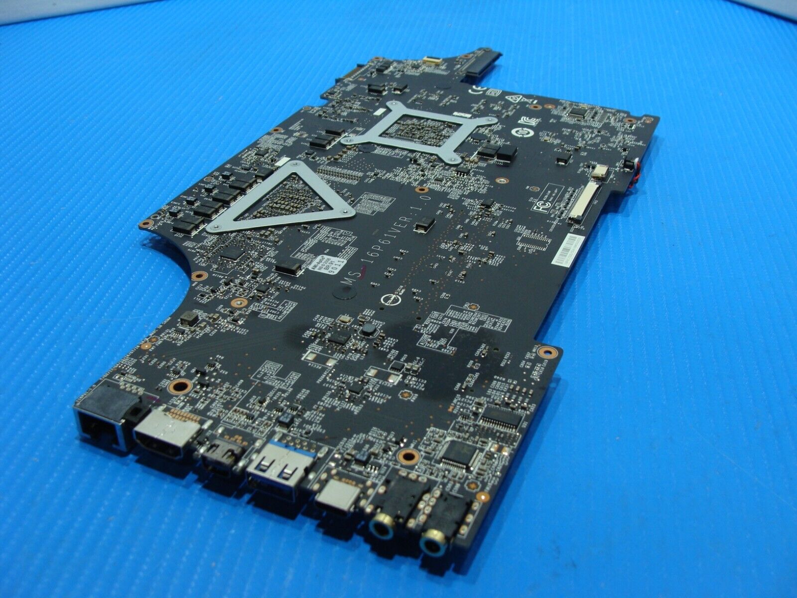 MSI GP63 Leopard 8RD 15.6