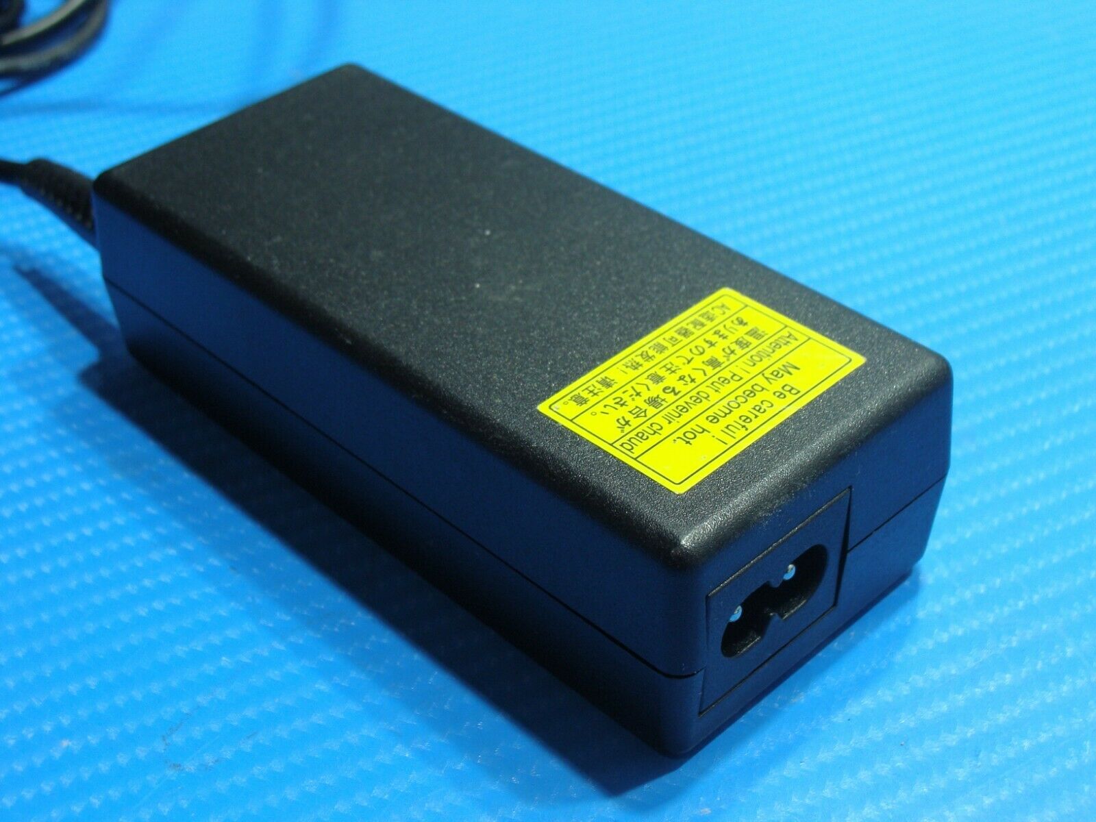 Genuine Toshiba AC Power Adapter Charger 65w P/N PA-1650-21 19v 3.42a Tip1.7*5.5 