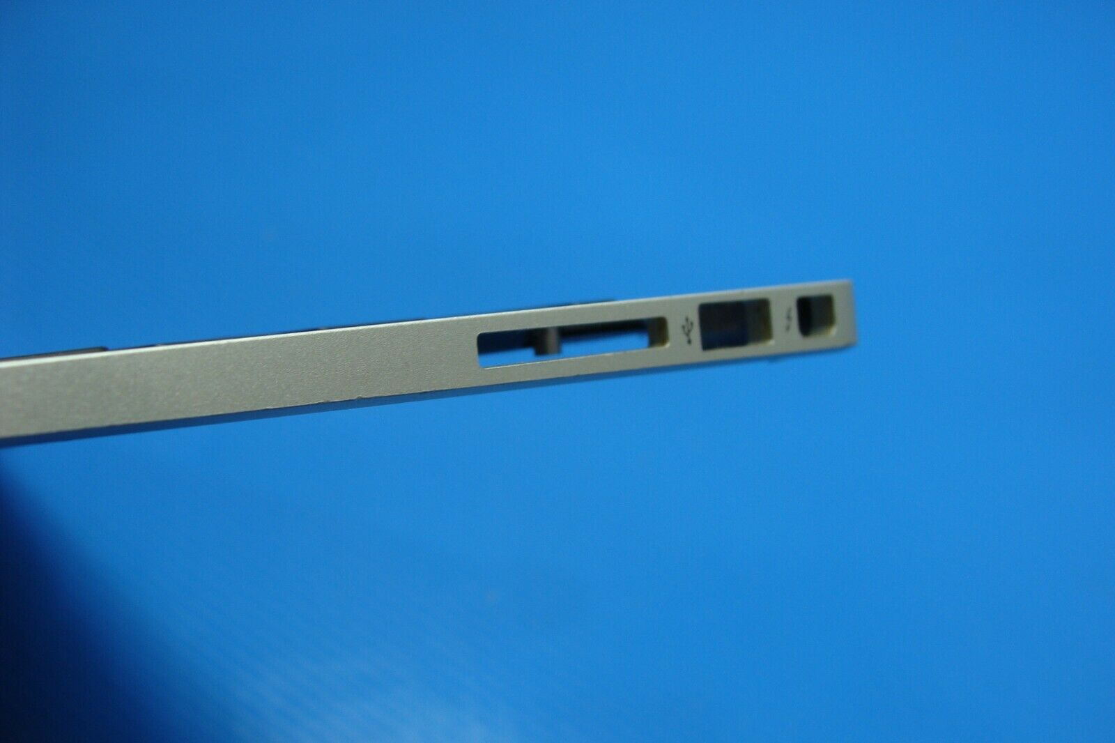 MacBook Air A1466 MD761LL/A Mid 2013 13