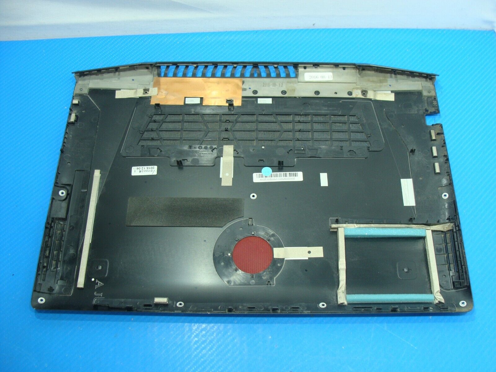 Lenovo IdeaPad Y700-15ISK 15.6 Genuine Bottom Base Case Cover AM0ZF000600