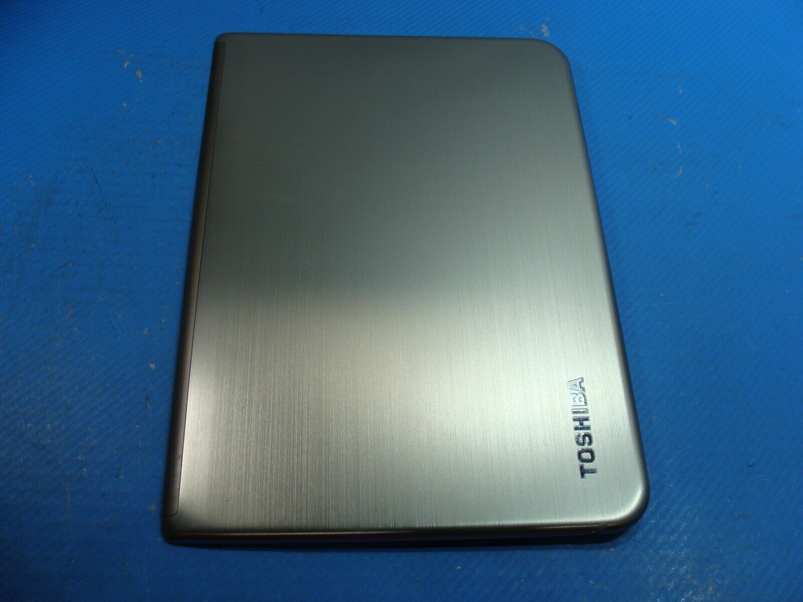 Toshiba Satellite E45t-A4100 14