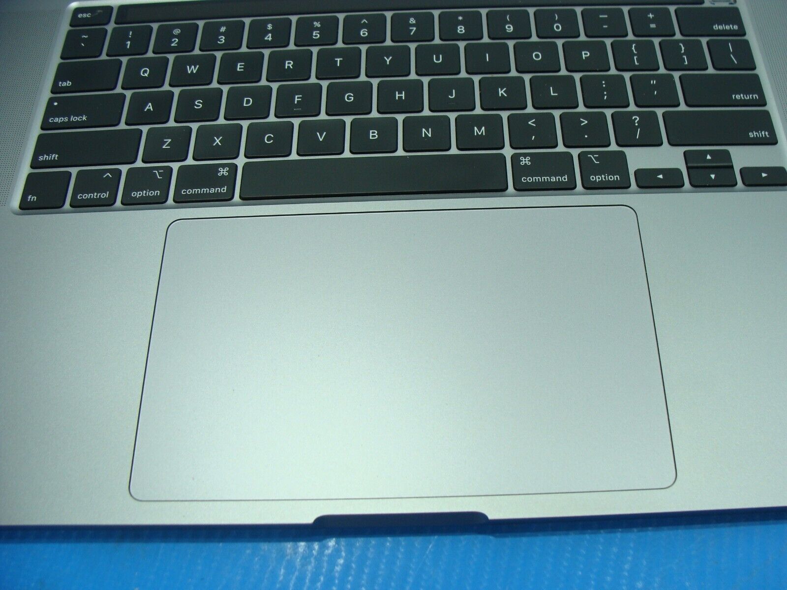 MacBook Pro 16