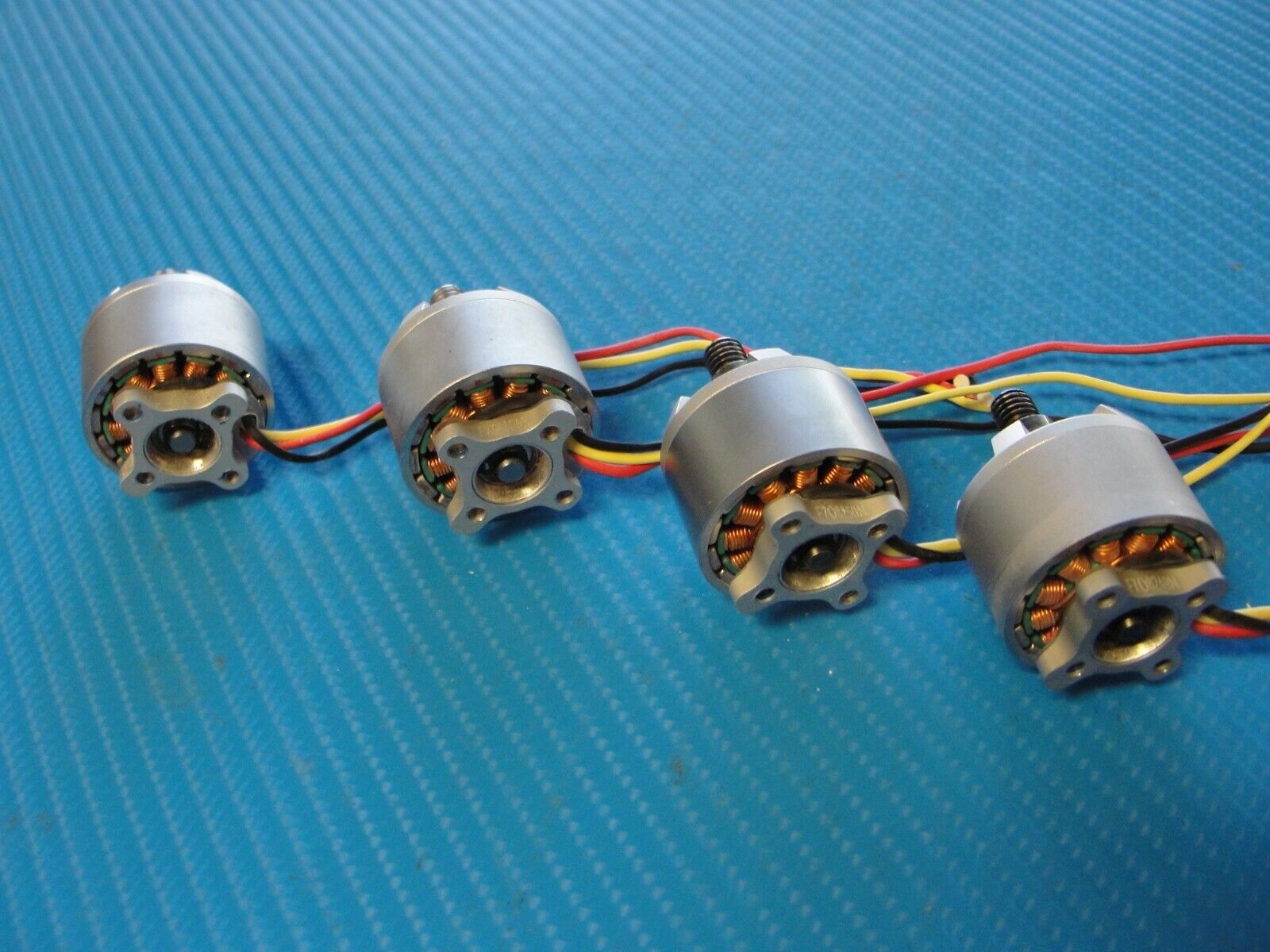 DJI Phantom 3 ADV Drone Set of 4 Motors Motor Engine 2x CCW + 2x CW GOOD