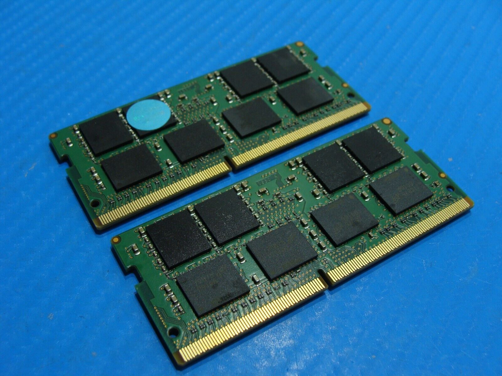 Dell 5414 Micron 16GB (2x8GB) PC4-2400T Memory RAM SO-DIMM MTA8ATF1G64HZ-2G3H1