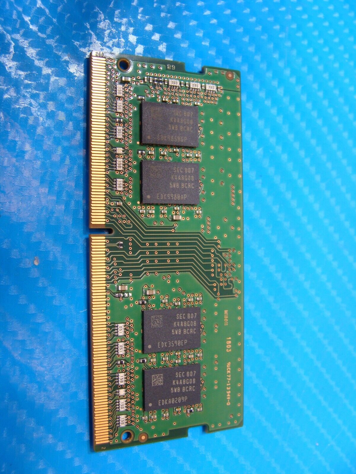 Dell 13 5379 Samsung 8GB 1Rx8 PC4-2400T SO-DIMM Memory RAM M471A1K43BB1-CRC