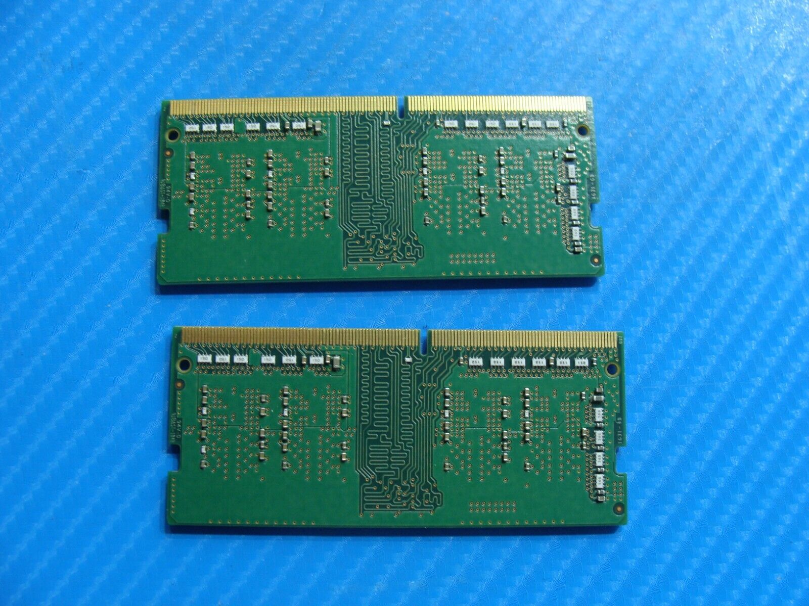 Dell 13 3379 SK Hynix 8GB (2X4GB) PC4-2400T Memory RAM SO-DIMM HMA851S6AFR6N-UH