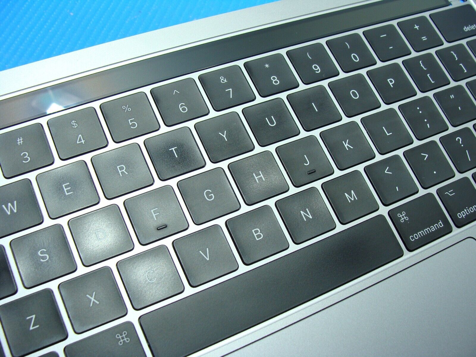 MacBook Pro A1706 13