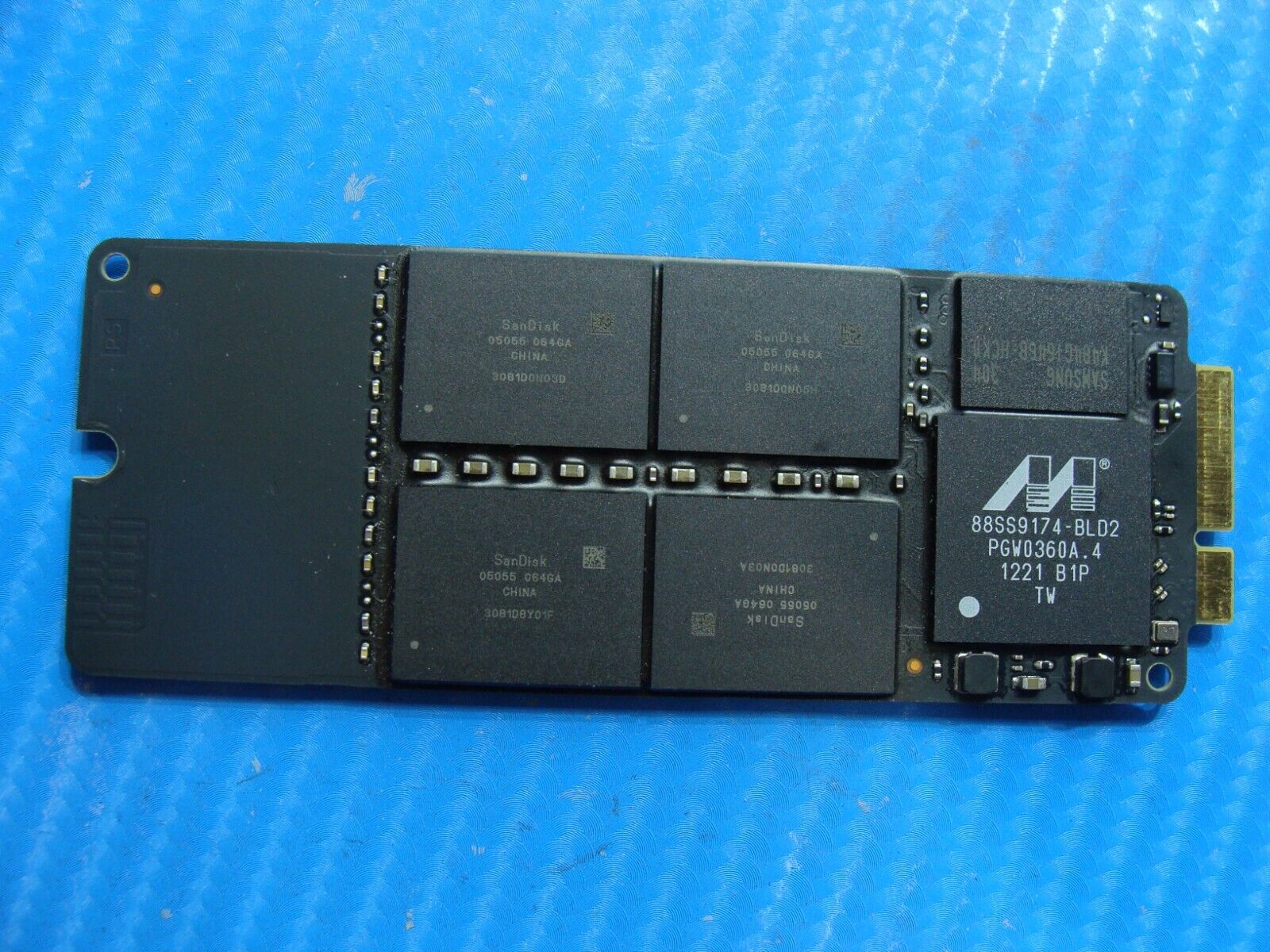 MacBook Pro A1398 SanDisk 512GB 7+17 SSD Solid State Driv SD5SL2-512G-1205E