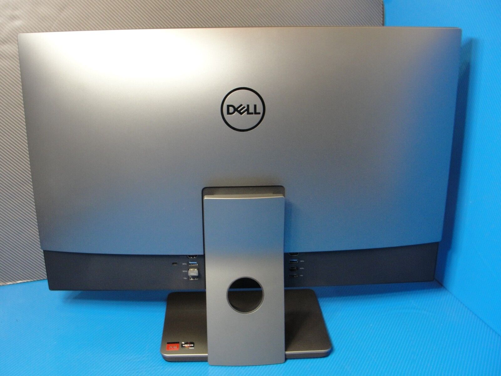 Dell Inspiron 27 7775 27