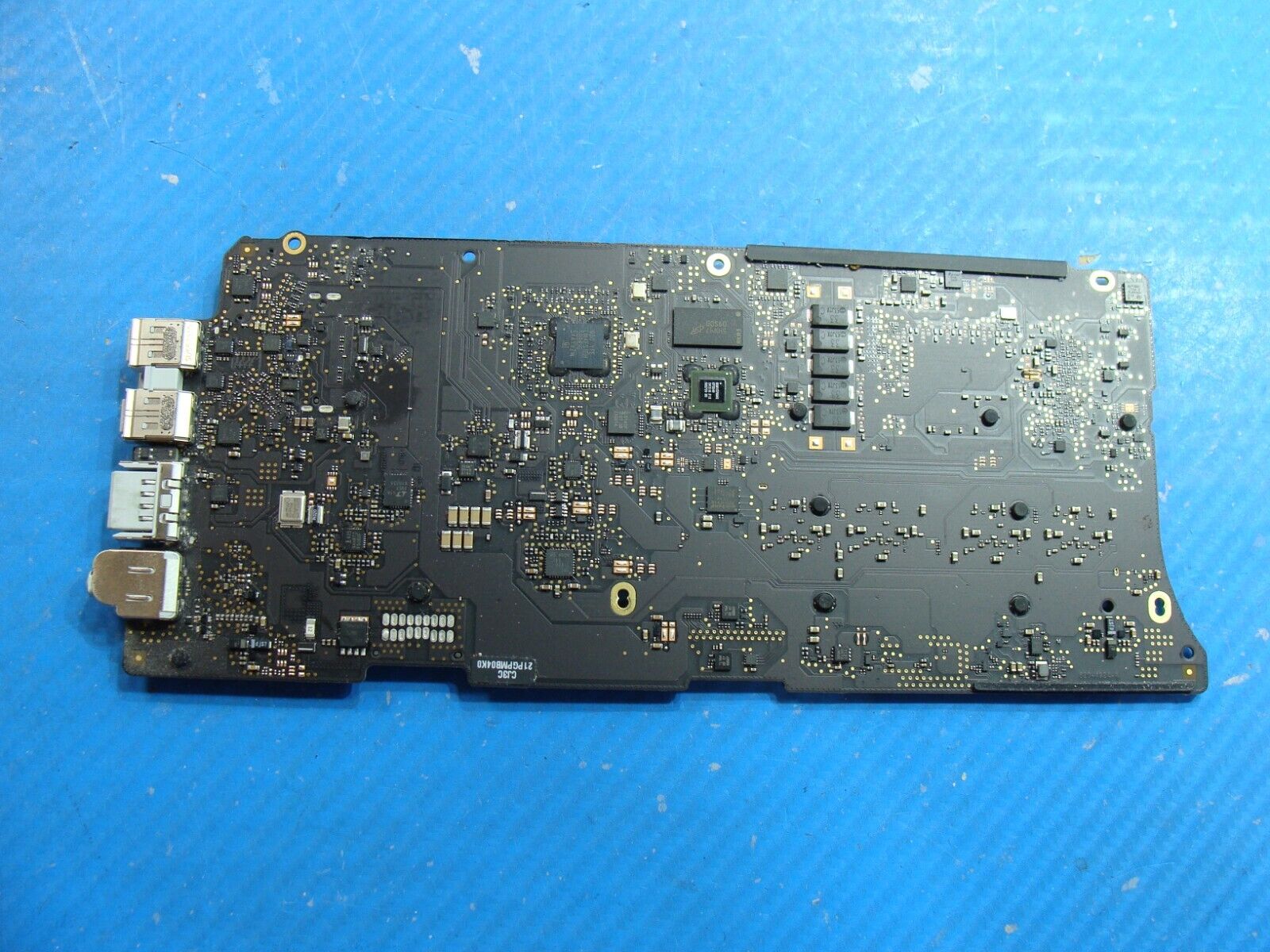 MacBook Pro A1502 13 2015 MF839LL/A i5-5257u 2.7GHz 8GB Logic Board 661-02354