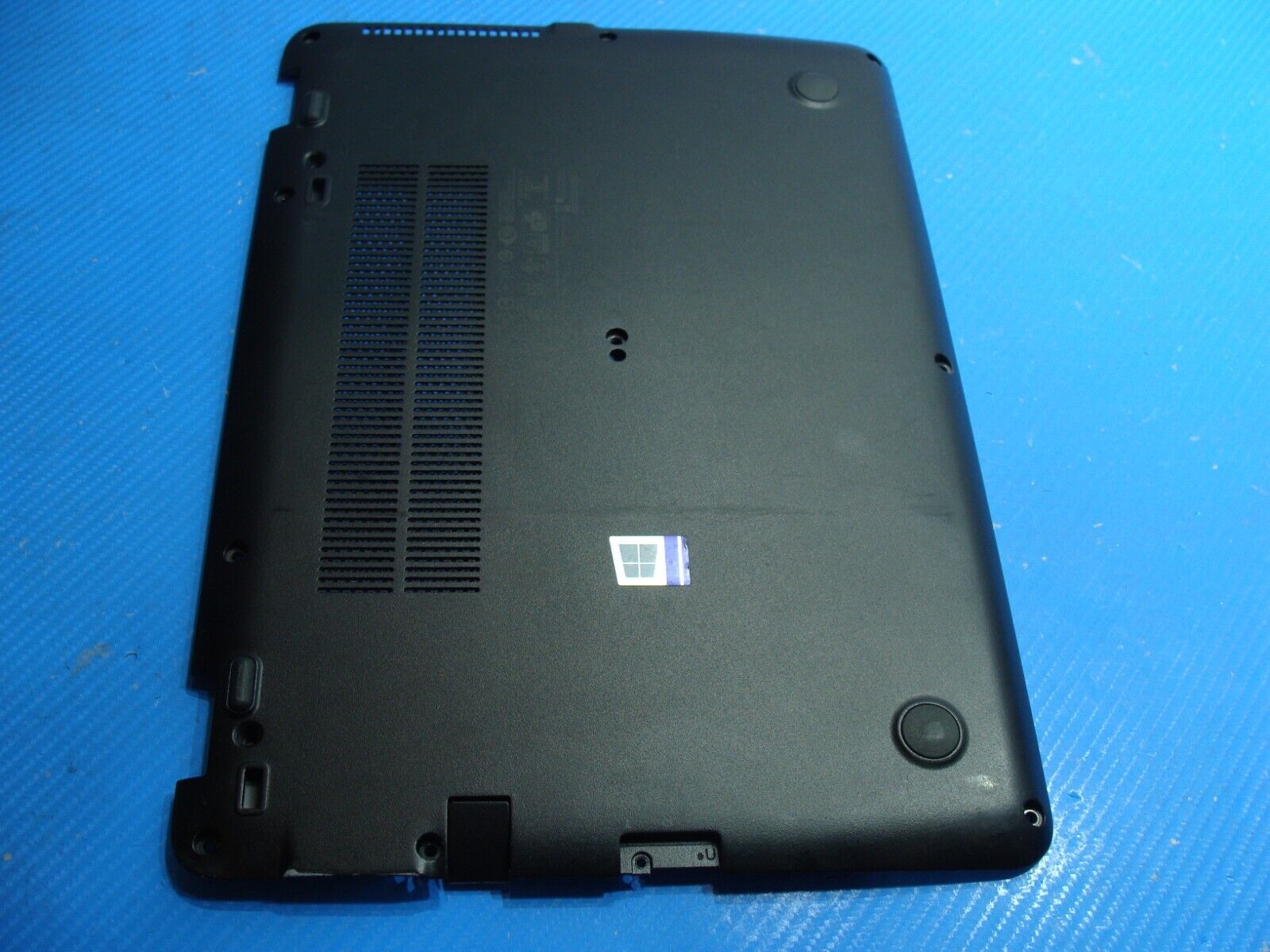 HP Elitebook 14” 840 G4  Genuine Bottom Case Base Cover 821162-001 6070B0883301