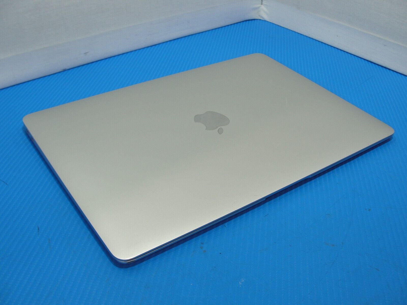 Apple MacBook Air 13