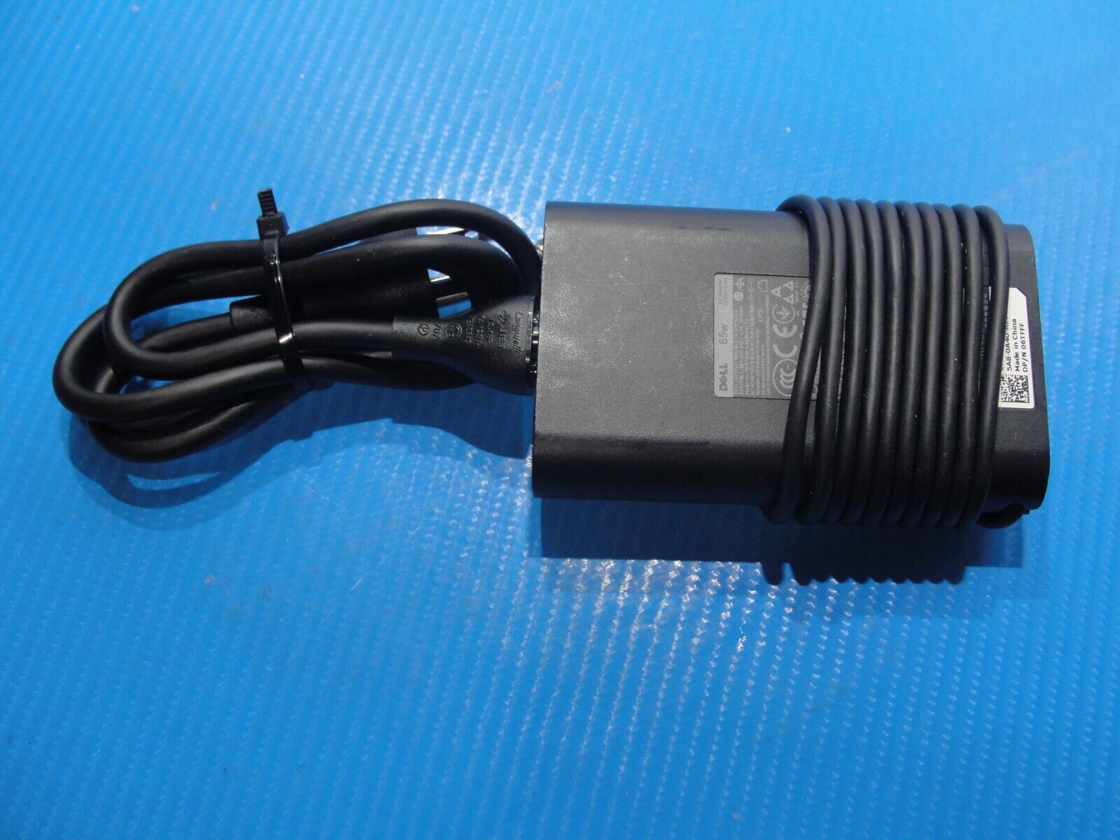 Genuine Dell AC Power Adapter 19.5V 3.34A 65W HA65NM130 0FPC2Y