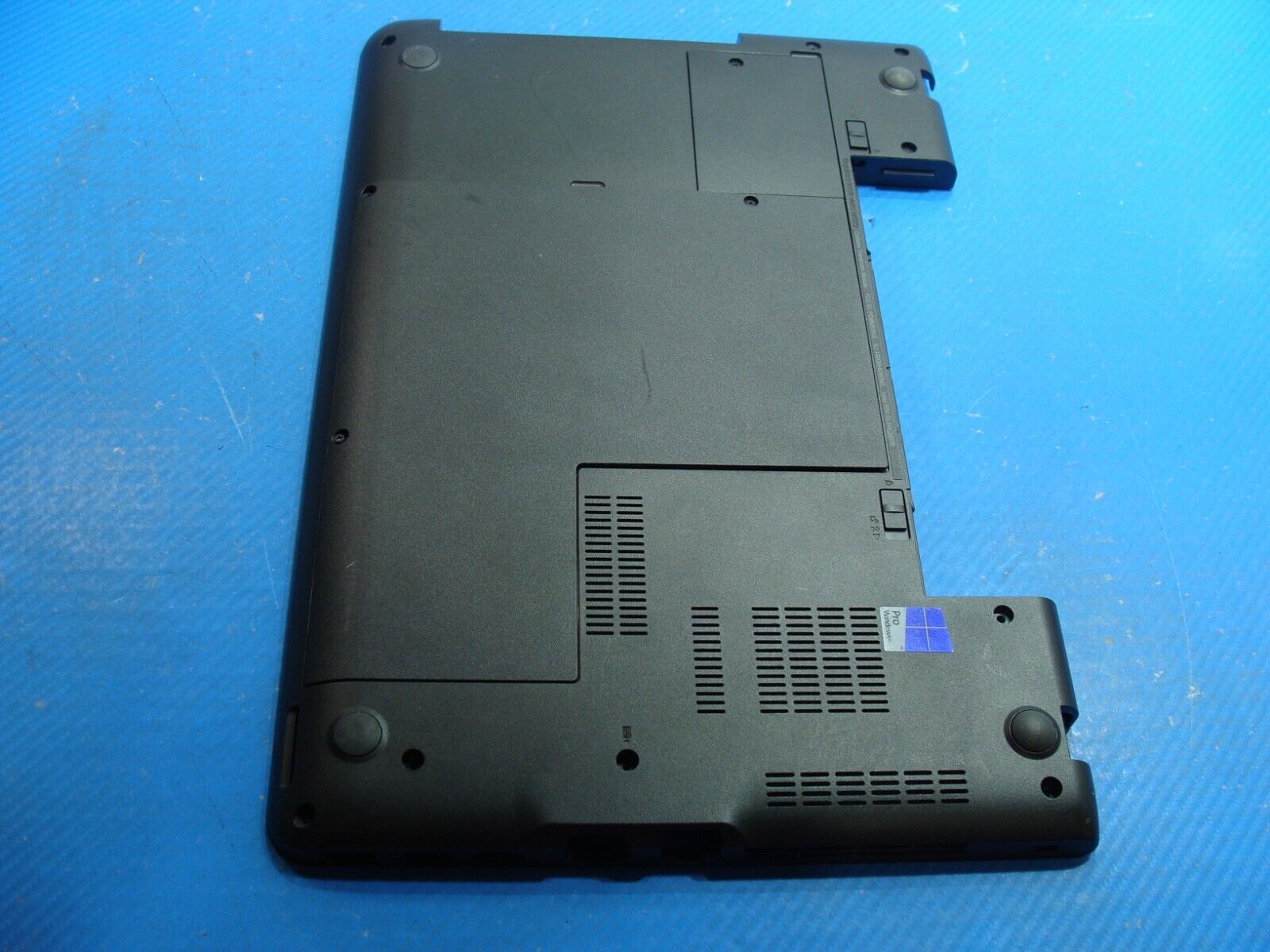 Lenovo ThinkPad 15.6” E560 OEM Laptop Bottom Base Case w/Cover Door AP0ZR000100