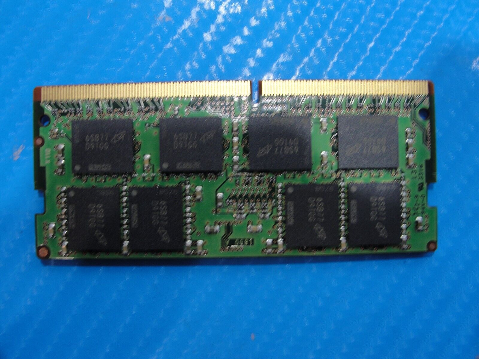 Dell E7270 So-Dimm Micron 8Gb Memory Ram PC4-2133P MTA16ATF1G64HZ-2G1B1