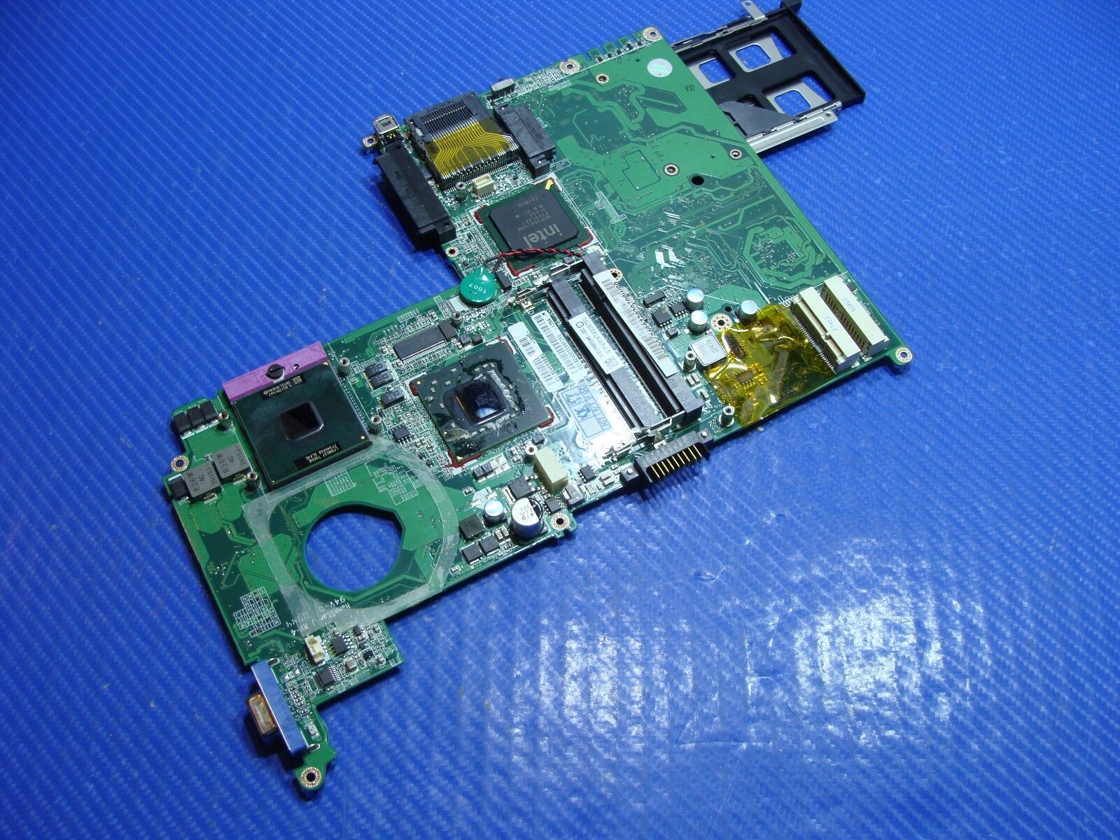 Toshiba Satellite U305-S2812 13.3