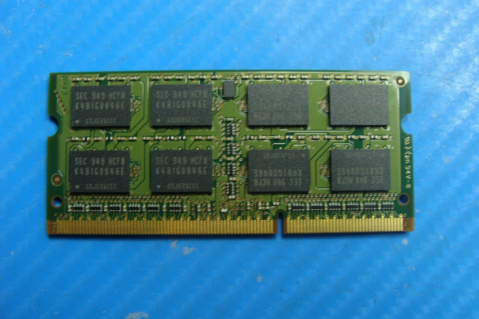 Apple A1286 Laptop Samsung 2GB 2Rx8 Memory Ram pc3-8500s-07 m471b5673eh1-cf8 