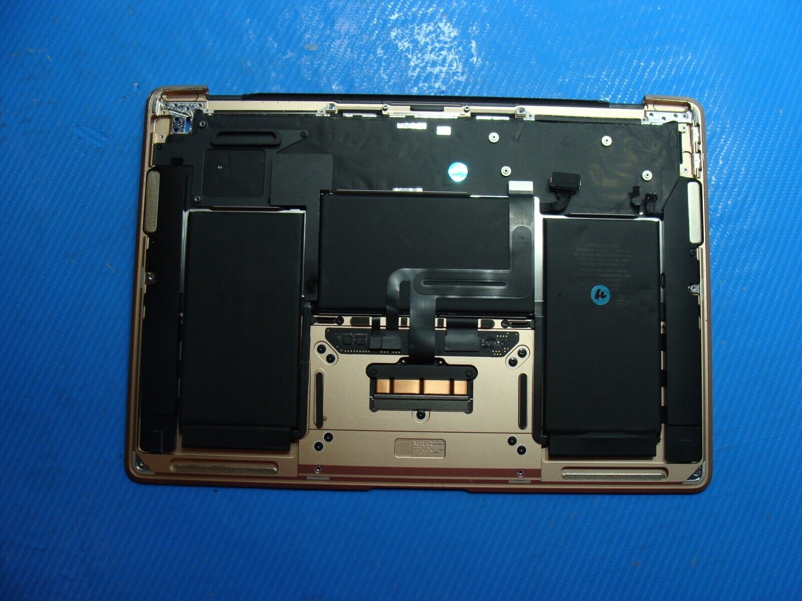 MacBook Air A2337 2020 MGN63LL/A 13