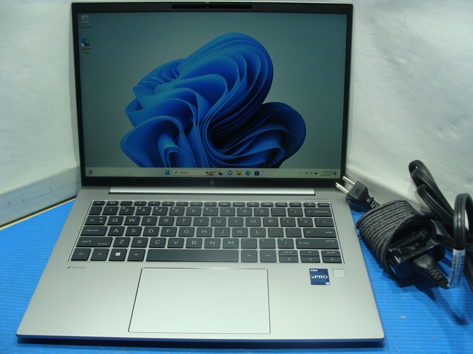 OB 3YR Warranty Hp ZBook FireFly 14