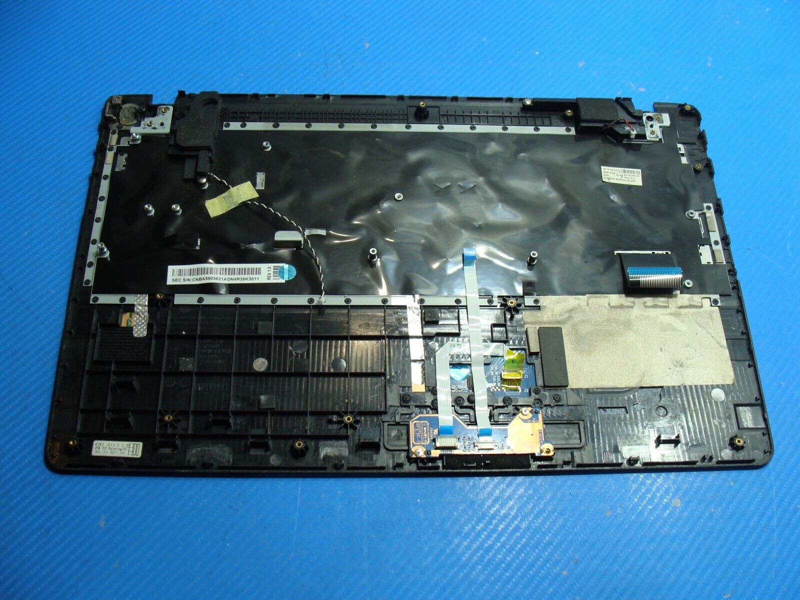 Samsung ATIV Book 4 15.6” NP470R5E OEM Palmrest w/TouchPad Keyboard BA75-04516A