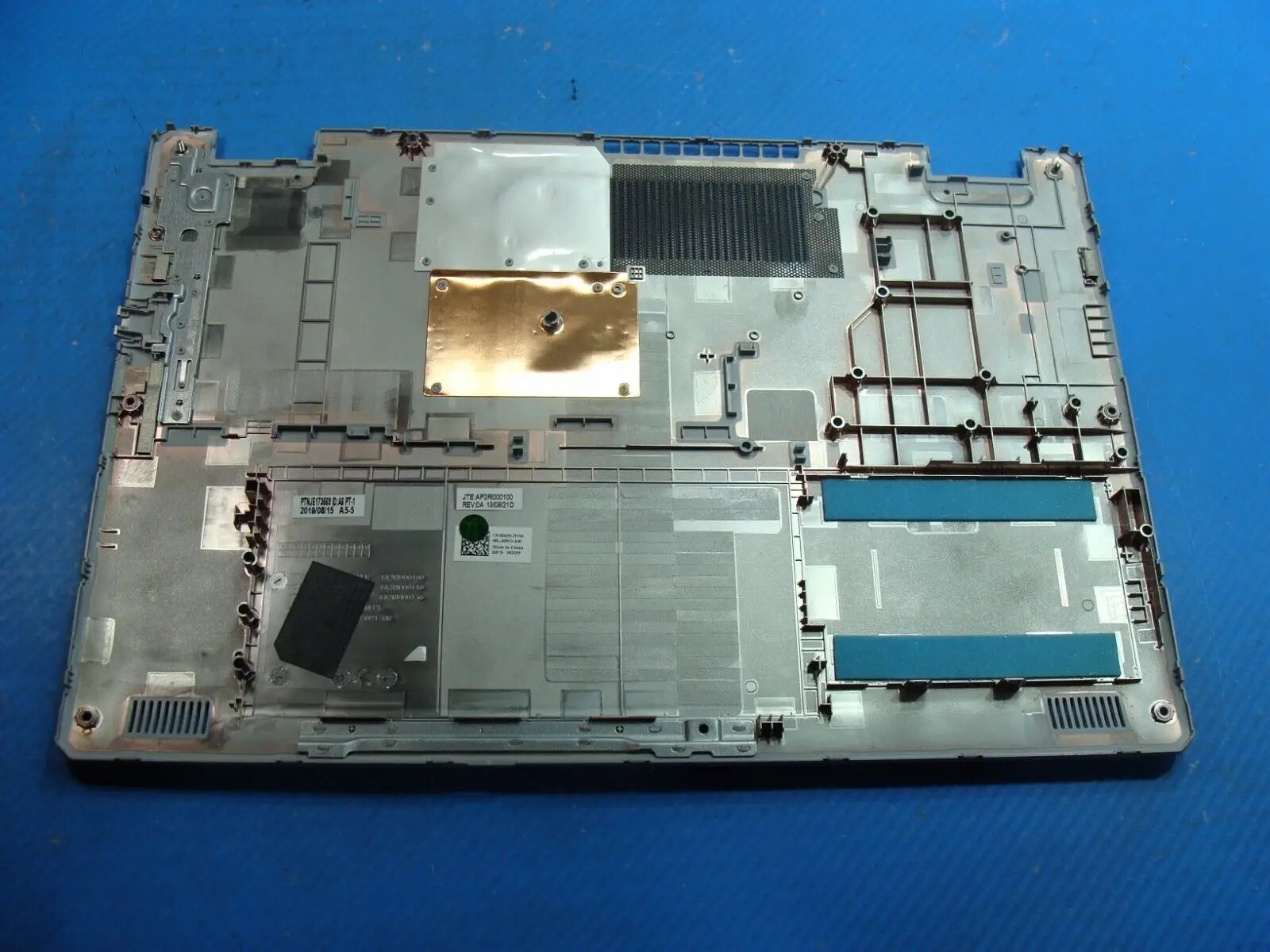 Dell Inspiron 15 5593 15.6