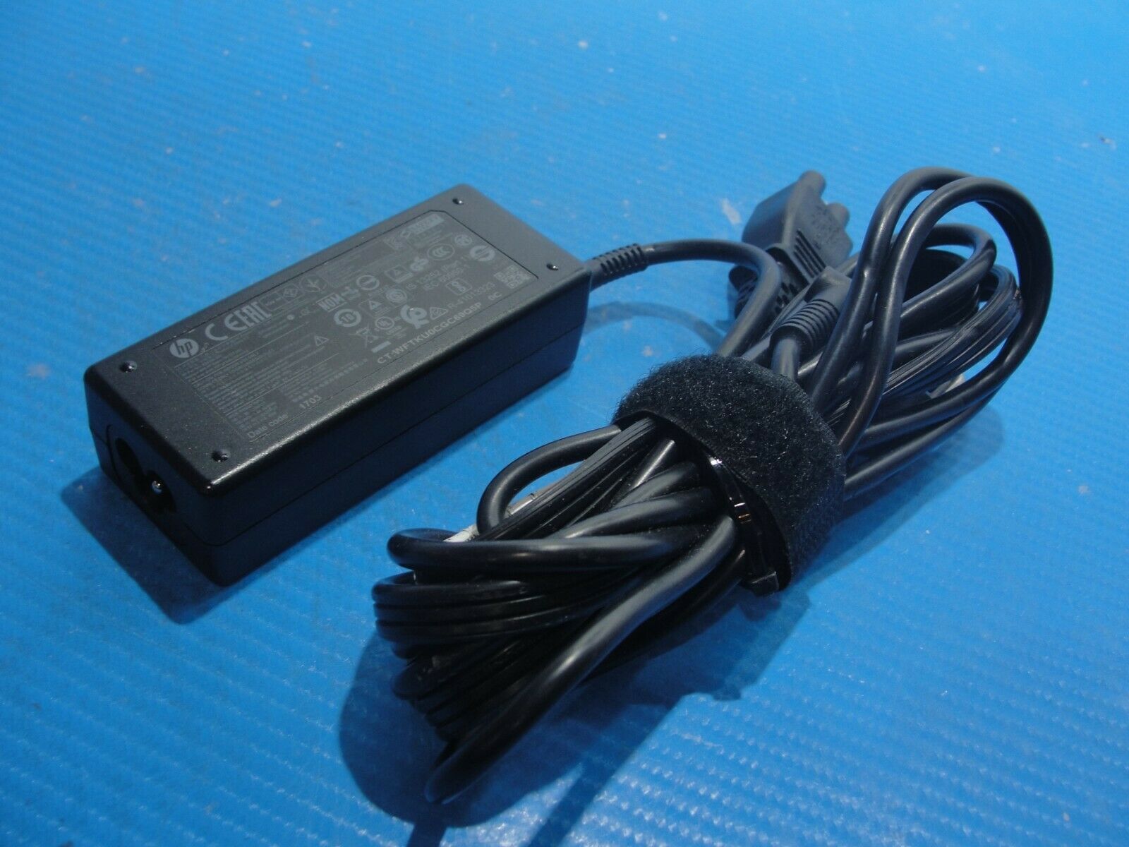 Lot of 10: HP AC Adapter Power Charger 19.5V 2.31A 45W 741727-001 