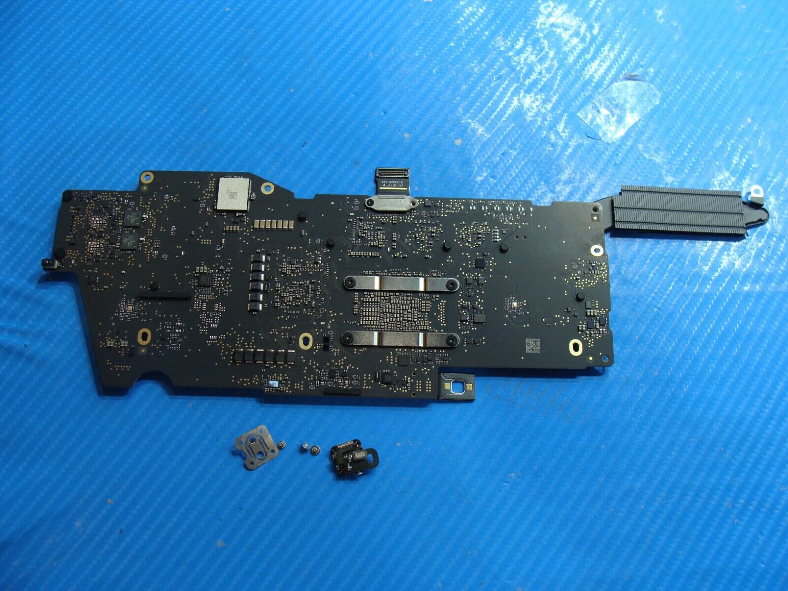 MacBook Pro A2338 2020 MYDA2LL M1 3.2GHz 8GB 256GB Logic Board 820-02020-A AS IS