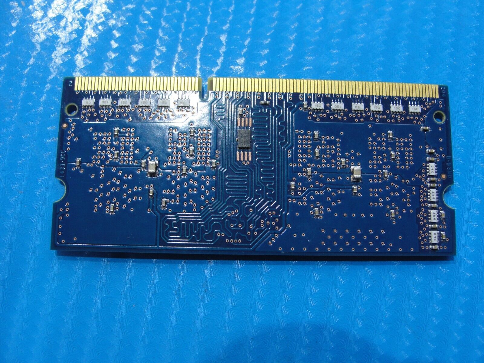 Acer R3-471T SK Hynix 2Gb 1Rx16 Memory So-Dimm PC3L-12800S HMT425S6CFR6A-PB