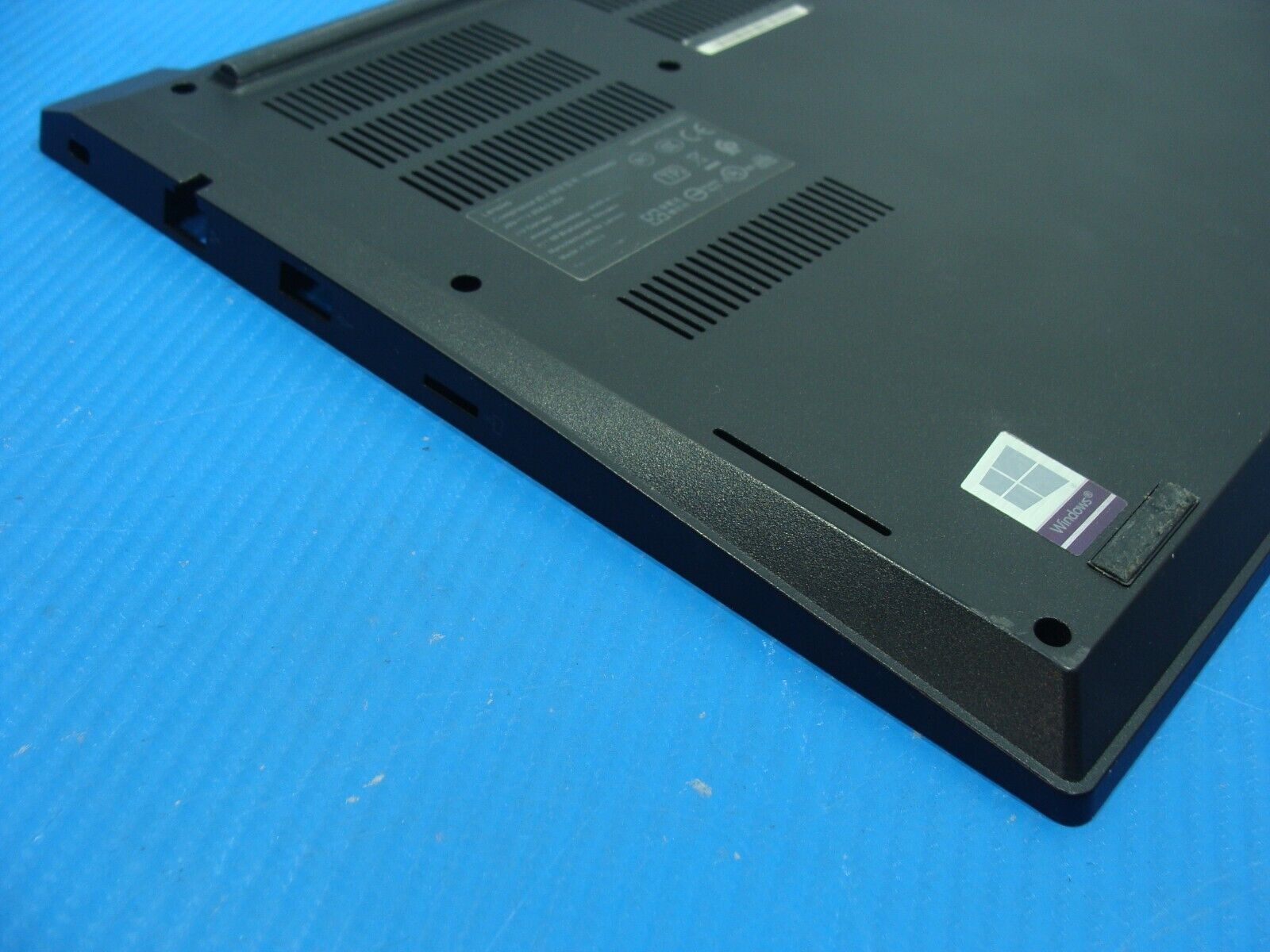 Lenovo ThinkPad 14” E490 OEM Laptop Bottom Case Base Cover Black AP1AH000100