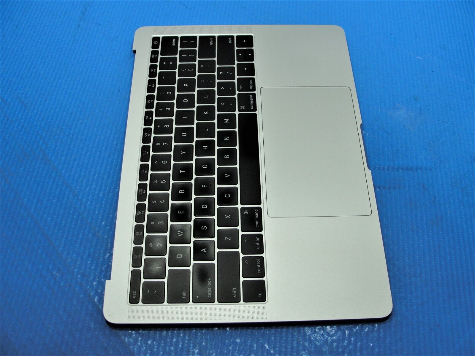 MacBook Pro A1708 2017 MPXQ2LL/A 13