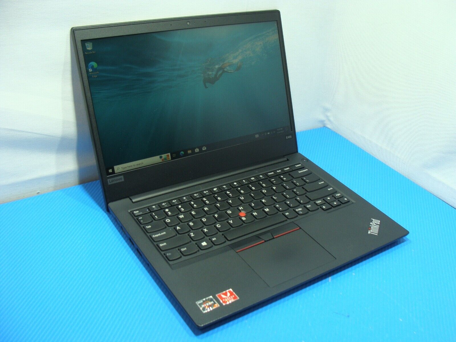 Lenovo ThinkPad E495 14FHD Ryzen 7 3700U 2.3Gz 8GB 256GB SSD RX Vega 10Graphics