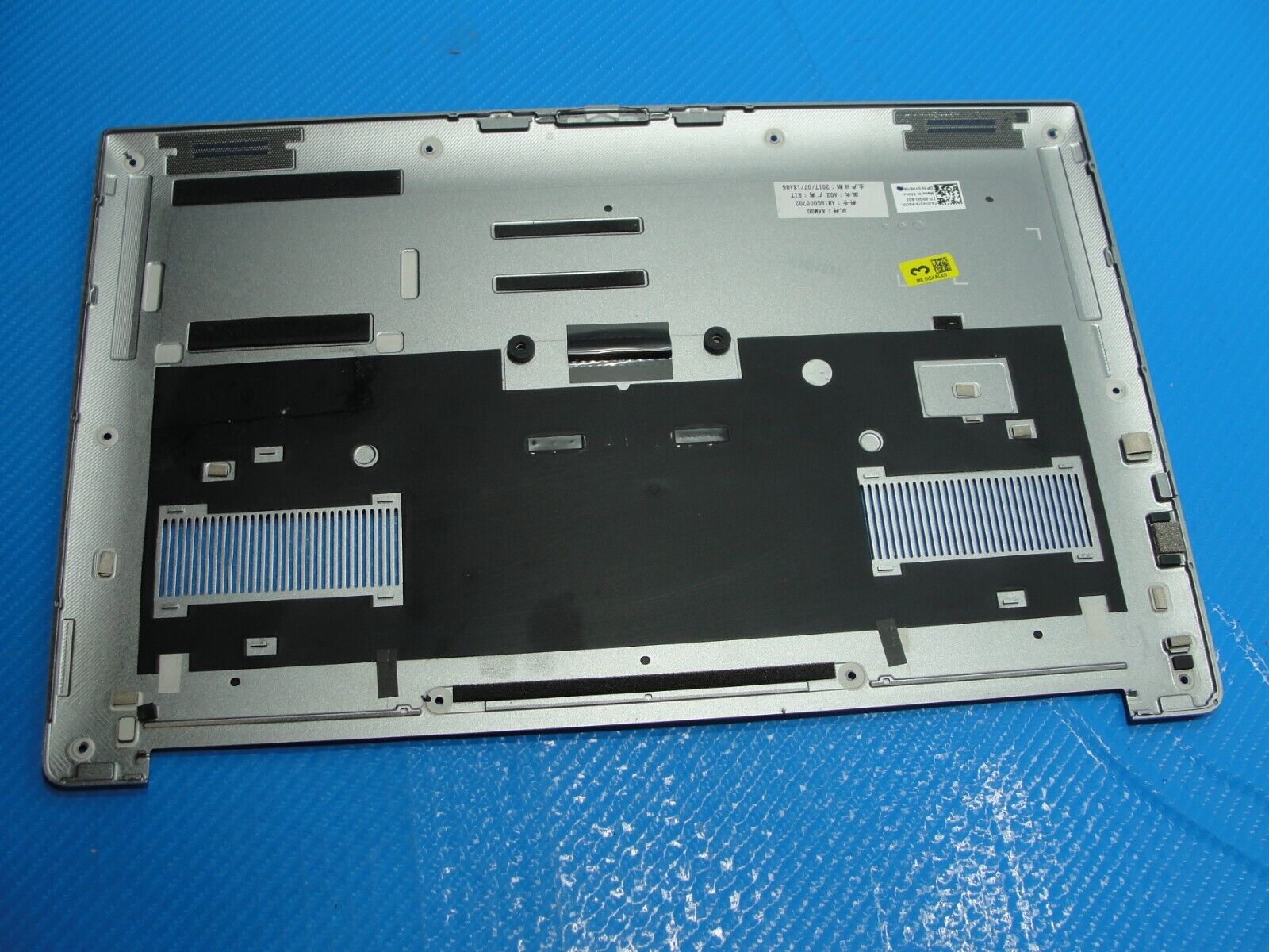 Dell XPS 15 9560 15.6