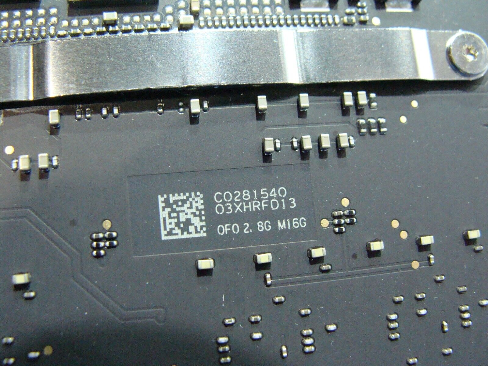 MacBook Pro A1707 MPTR2LL/A i7 2.8Ghz 16Gb 512Gb 560 Logic Board 661-07765 ID