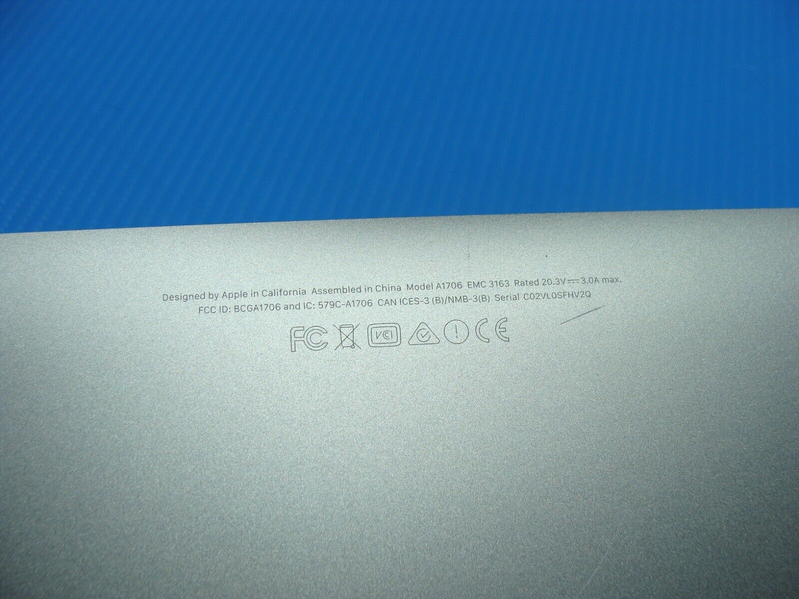 MacBook Pro A1706 13