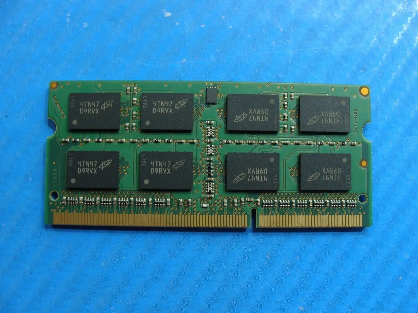 Dell 13 7352 Micron 8GB 2Rx8 PC3L-12800S SO-DIMM Memory RAM MT16KTF1G64HZ-1G6N1