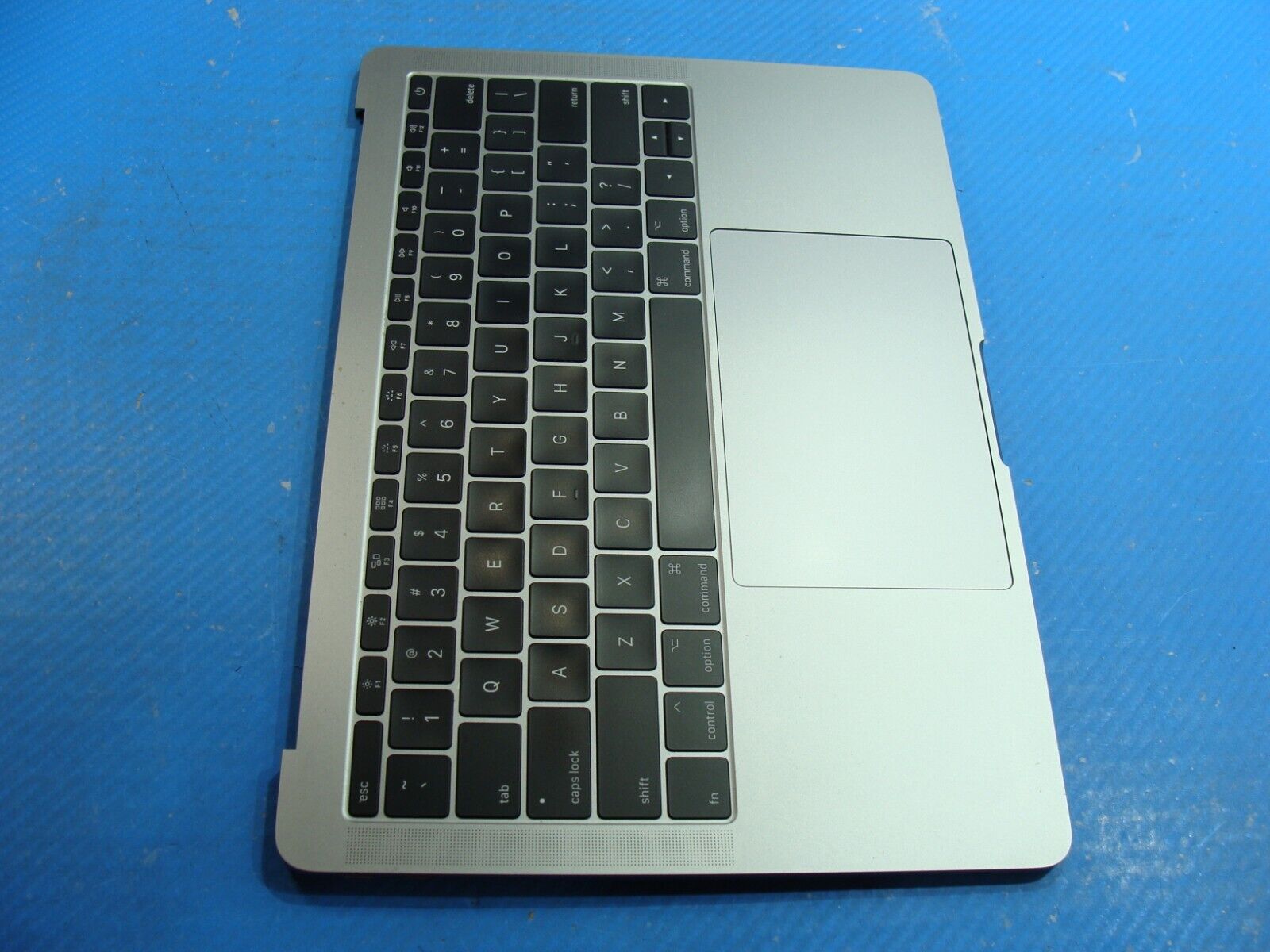 MacBook Pro A1708 Mid 2017 MPXQ2LL/A 13