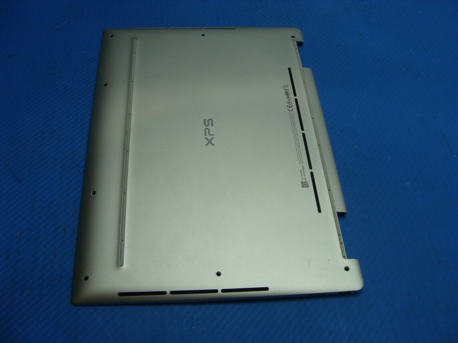 Dell XPS 13 7390 13.3