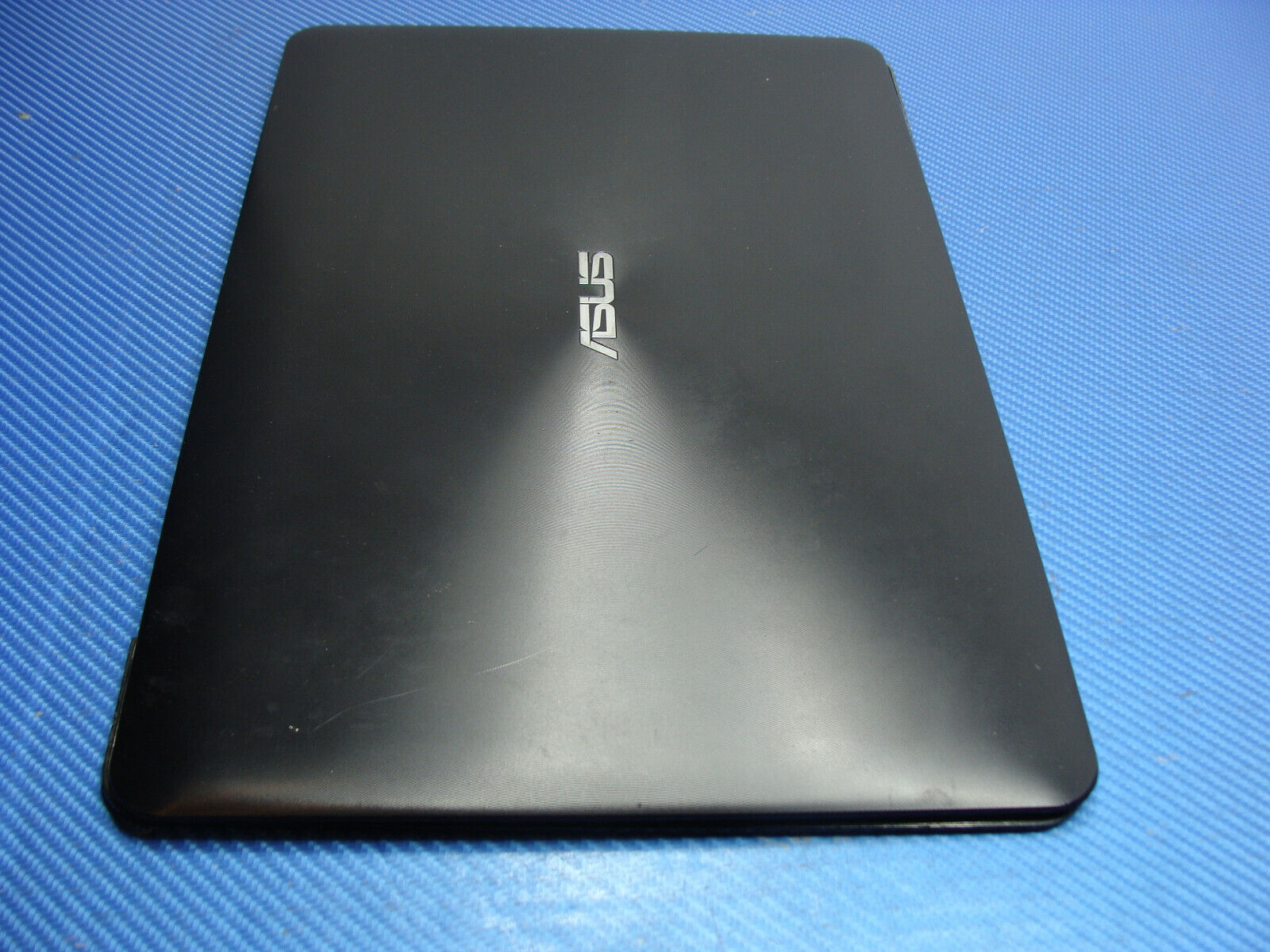 Asus F555LA-AB31 15.6