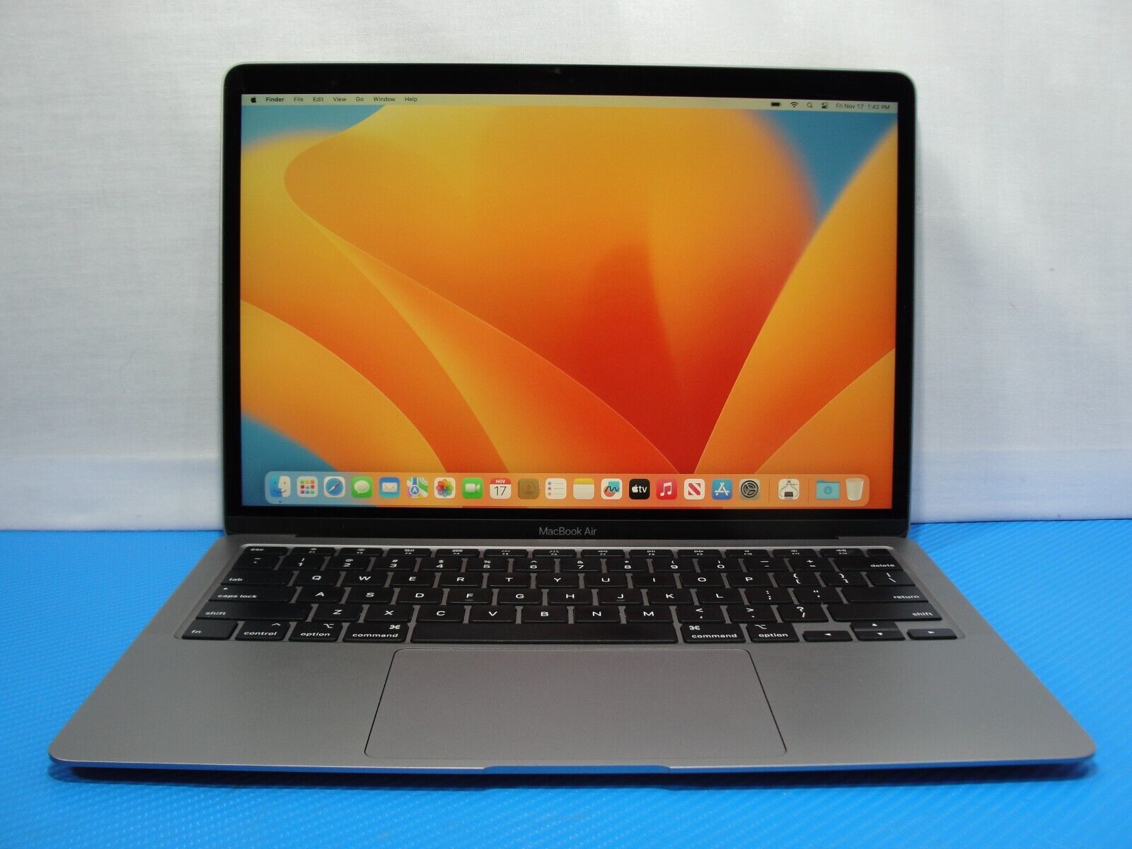 Apple MacBook Air 13