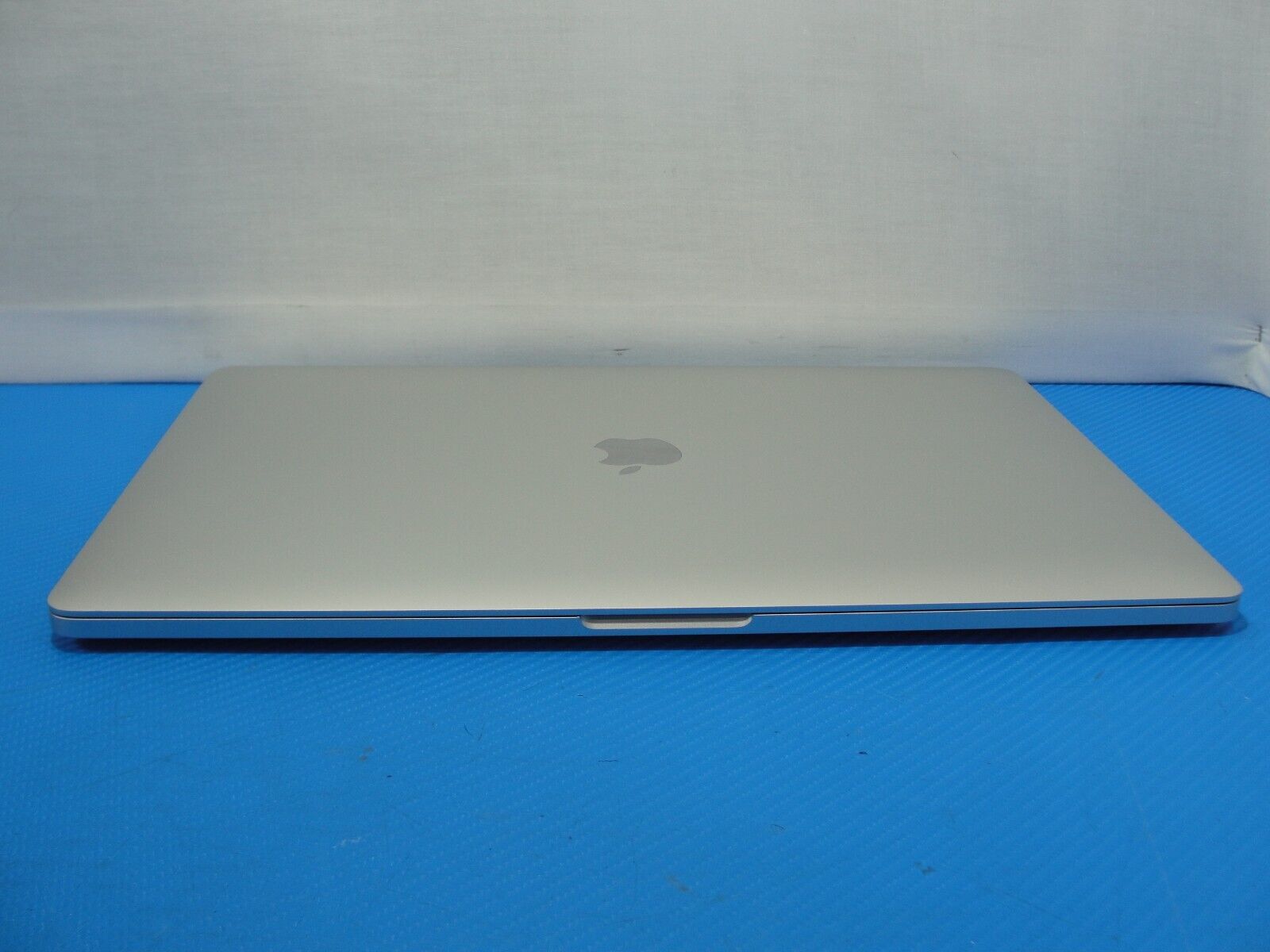 Apple MacBook Pro 16 2019 i7-9750H 16GB 512GB Radeon Pro 5300M 4GB