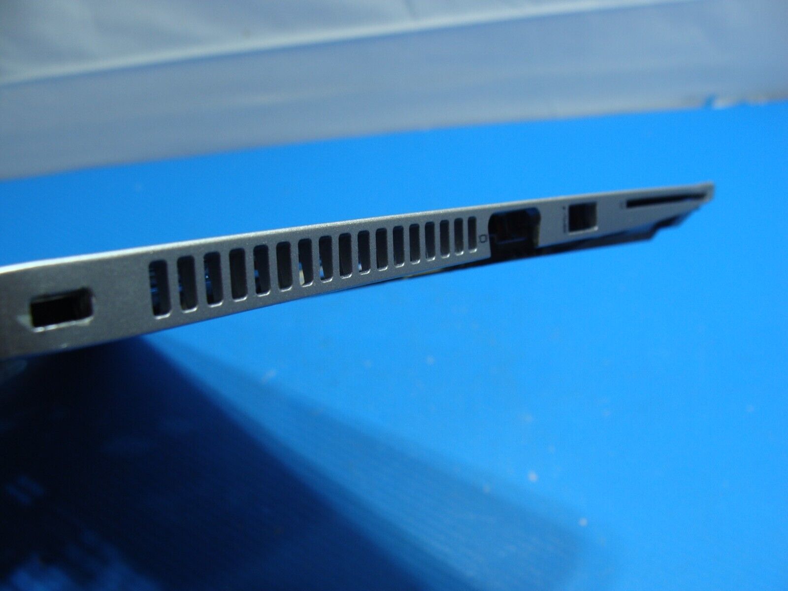 HP EliteBook 14