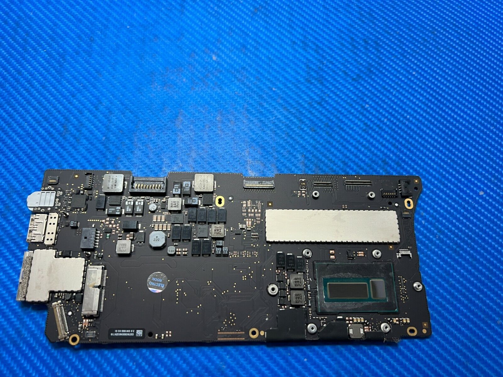 MacBook Pro A1502 2015 MF841LL/A Intel i5-5287u 2.9GHz 8GB Logic Board 661-02356