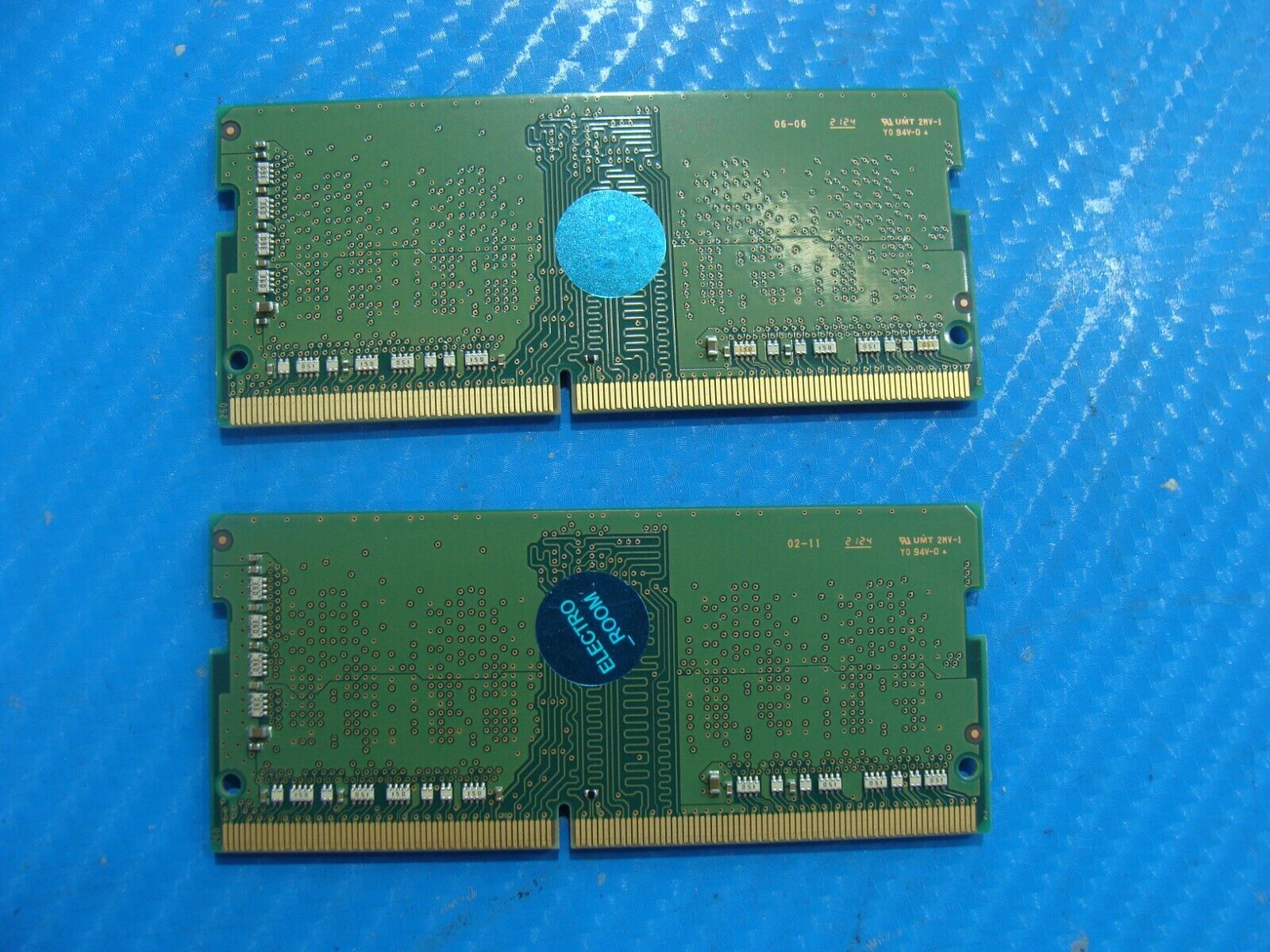 Dell 16 7620 Samsung 8GB (2x4GB) 1Rx16 Memory RAM SO-DIMM M471A5244CB0-CWE