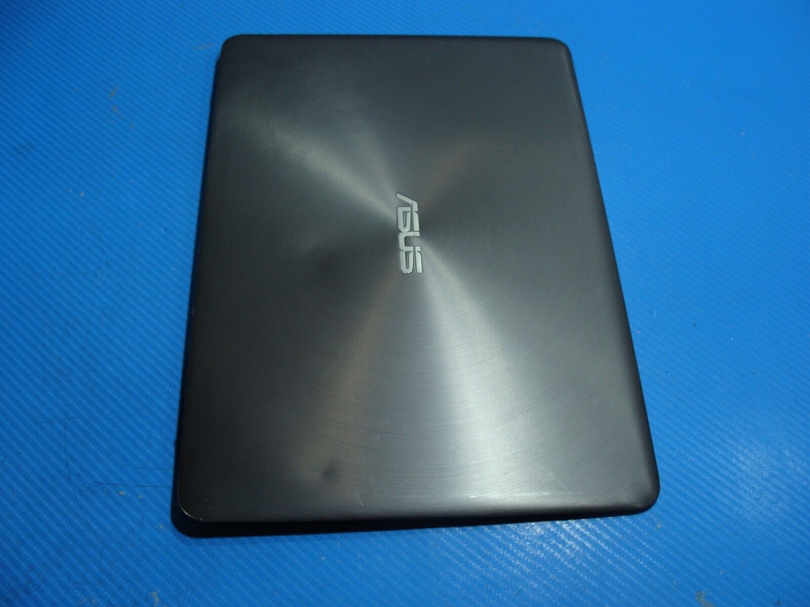 Asus ZenBook UX305FA 13.3