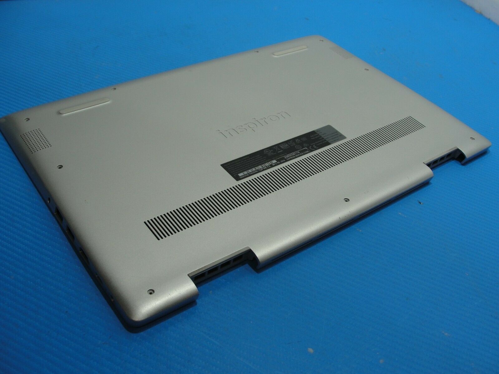 Dell Inspiron 15 5582 15.6