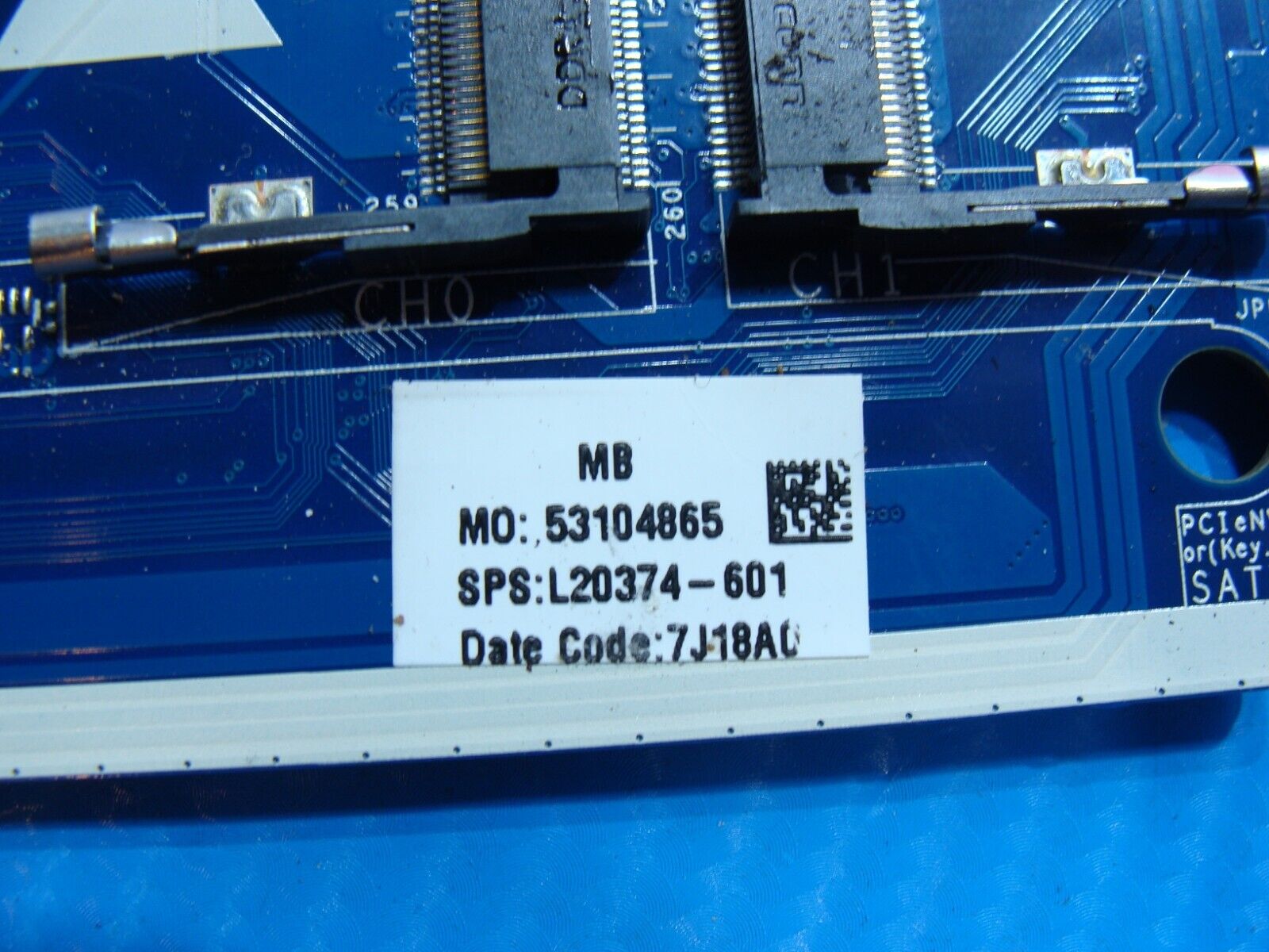 HP Pavilion 15-da0012dx 15.6