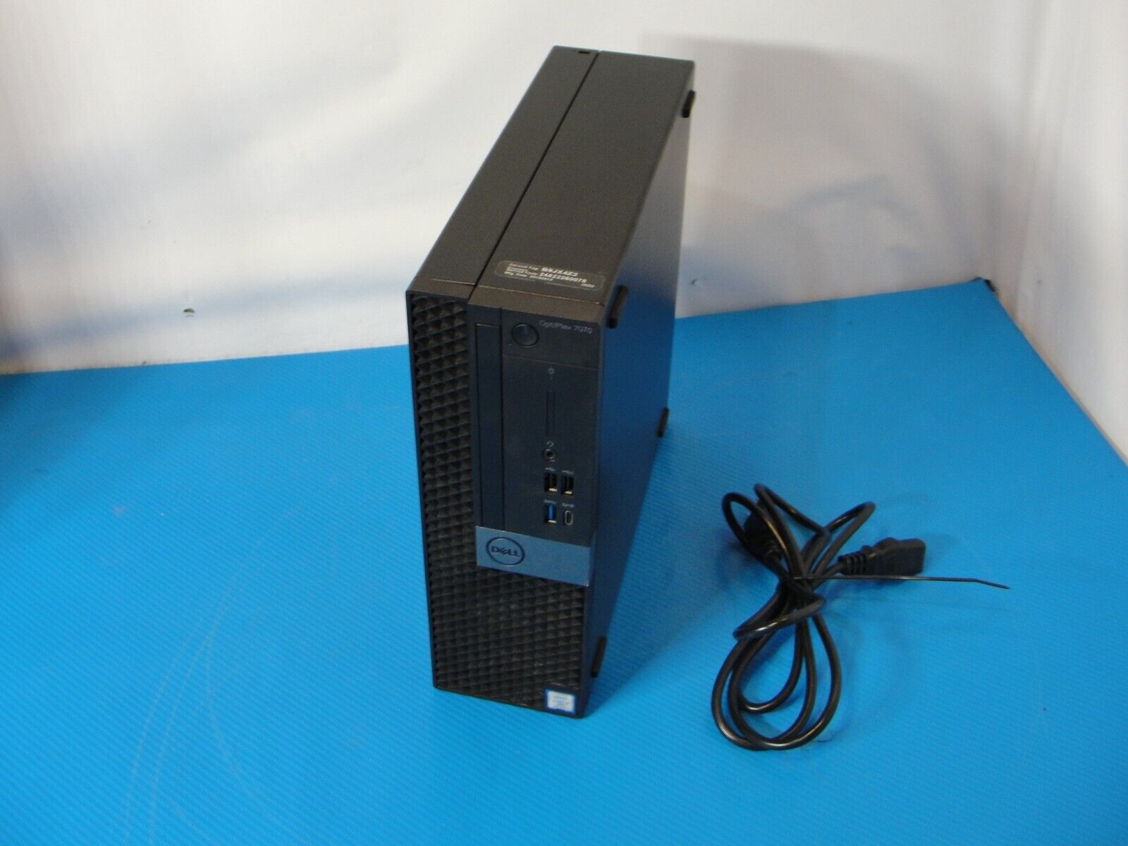 Dell OptiPlex 7070 SFF Intel Core i7-9700 3.0GHz 32GB 256GB SSD RX 550 W10P /#1