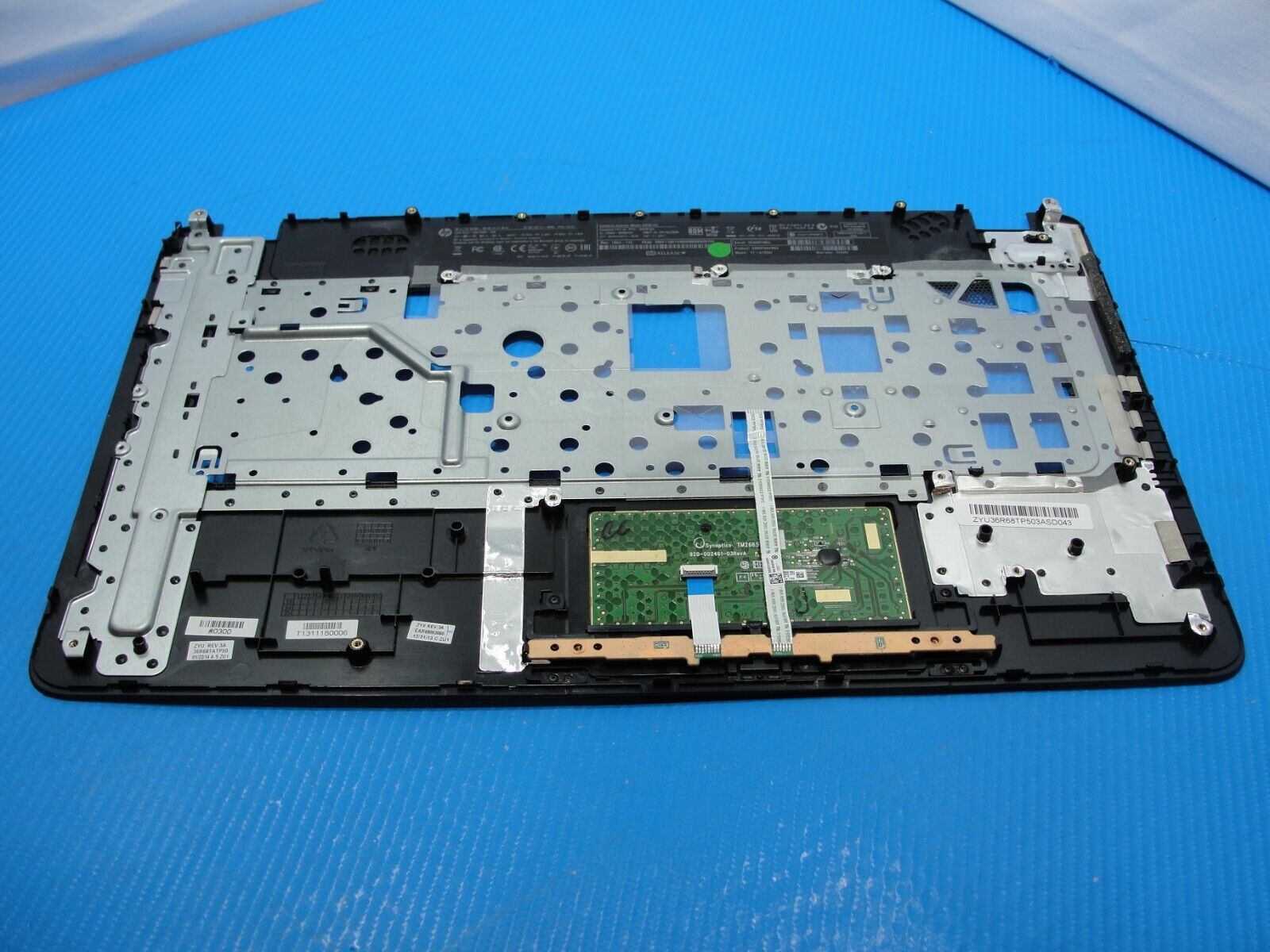 HP Pavilion TS 17-e123cl 17.3