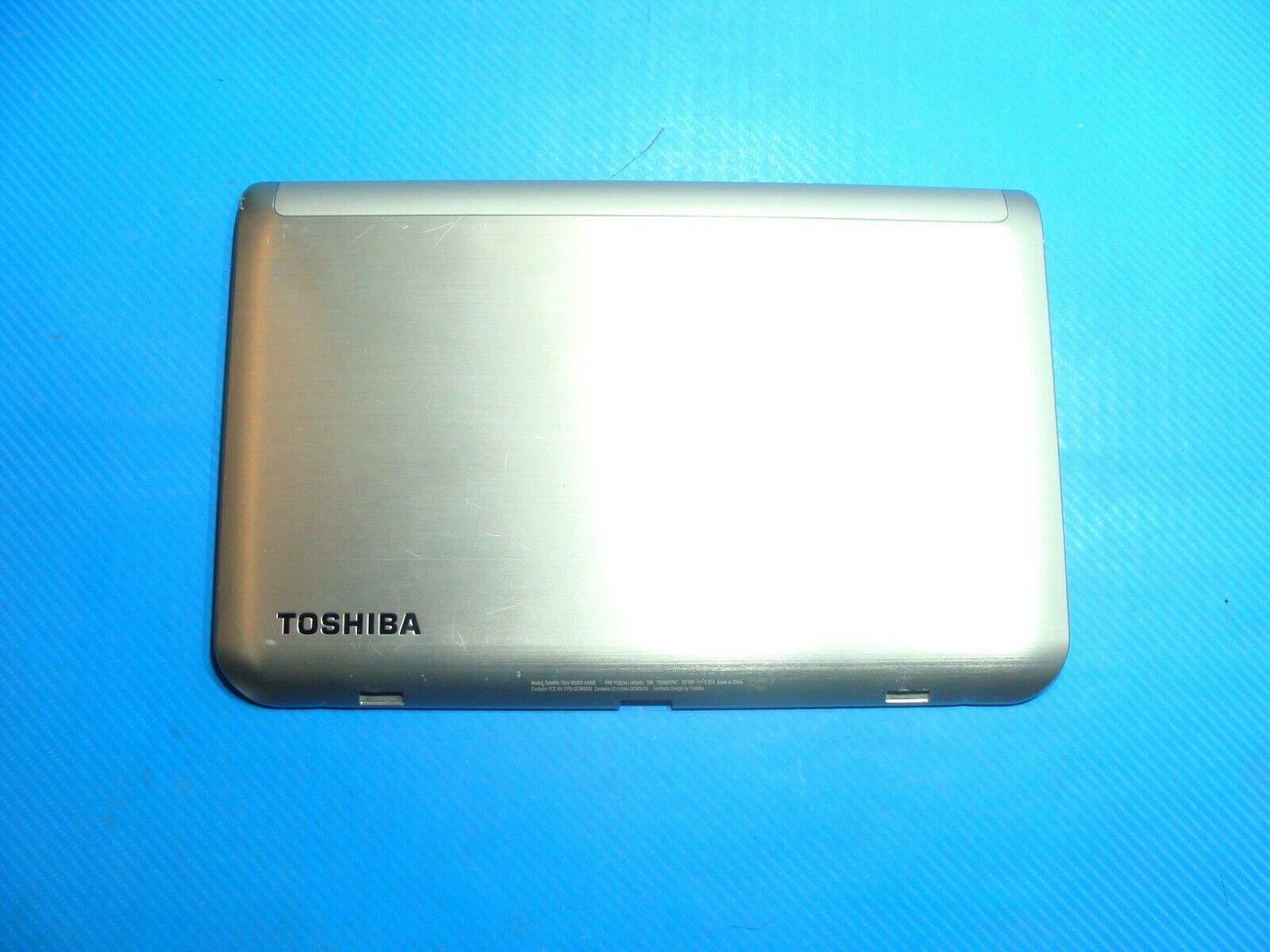 Toshiba Satellite Click W35Dt-A3300 13.3